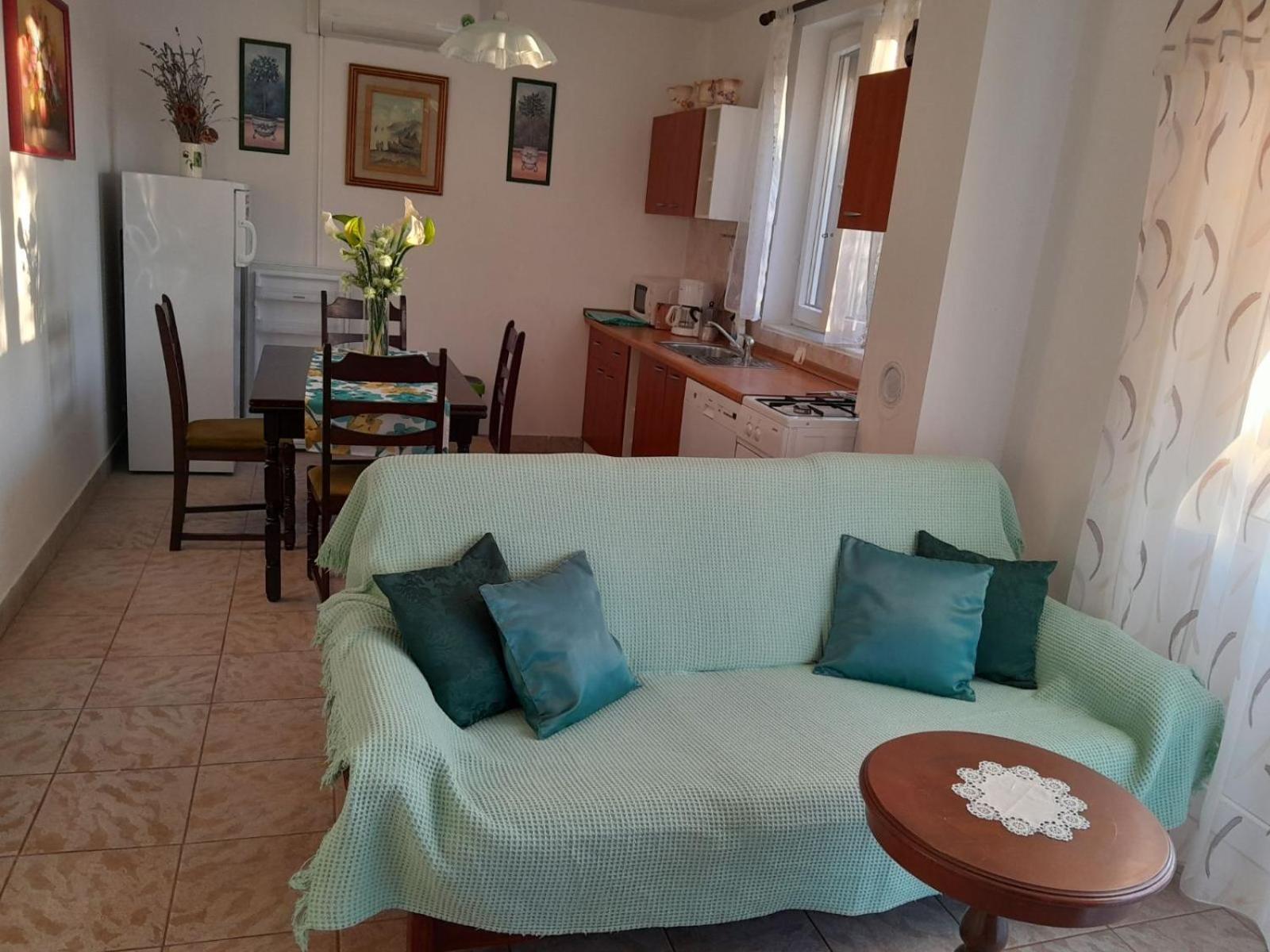 Ruza Apartment *